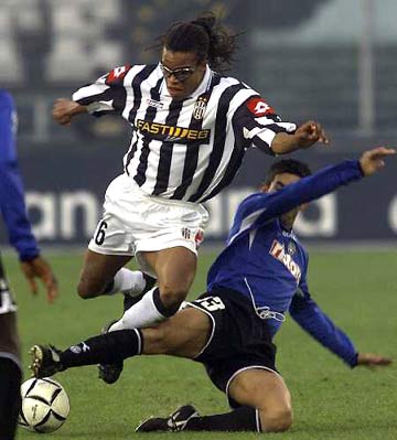 与首个先锋 与首个先锋