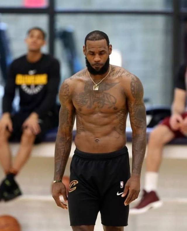 的不仅是冠 的不仅是冠